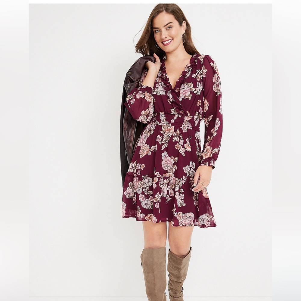 Floral Ruffle V Neck Skater Dress Size M